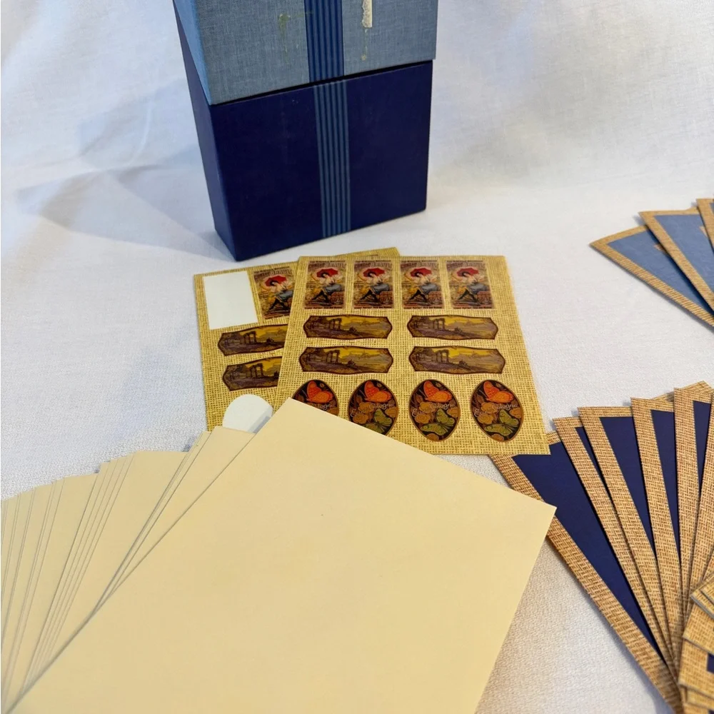 Vintage Style Stationery Set with Envelopes